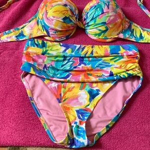 Size 10 2 piece suit with high waisted bottoms and underwire top